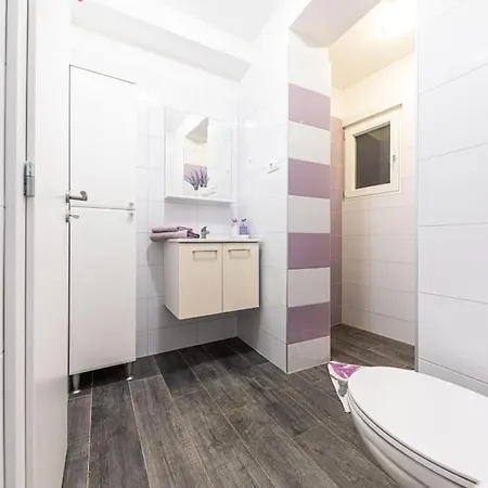Apartment Ita *